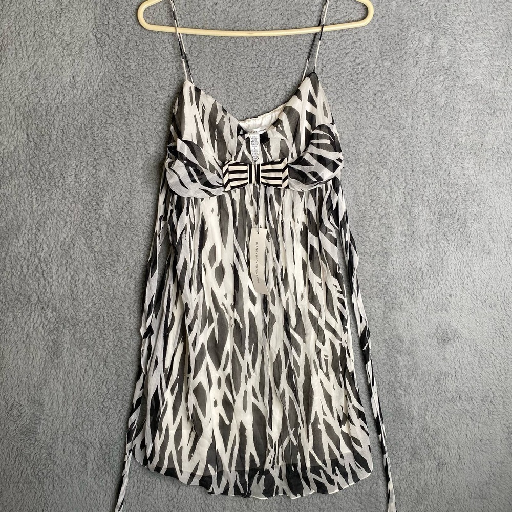 NWT DIANE von FURSTENBERG mini zebra y2k cocktail designer 100% silk dress bow 8
